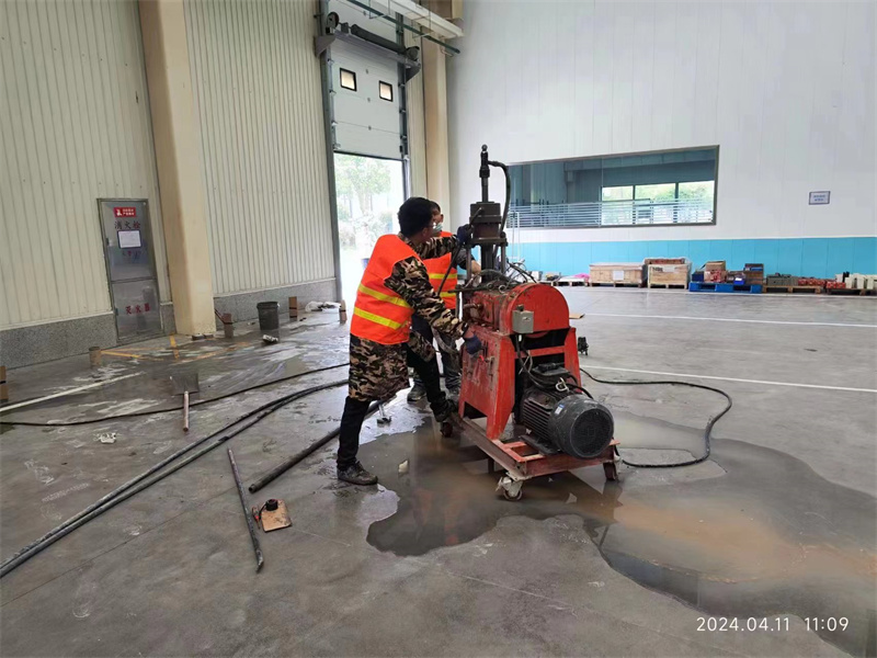 迭部厂房地面下沉塌陷注浆加固施工